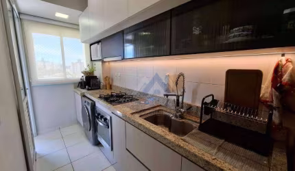 Apartamento com 3 dormitórios à venda, 70 m² por R$ 495.000,00 - São Vicente - Londrina/PR