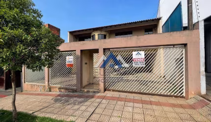 Sobrado com 4 dormitórios à venda, 267 m² por R$ 550.000,00 - Jardim Imagawa - Londrina/PR