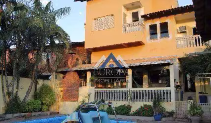 Sobrado com 3 dormitórios à venda, 280 m² por R$ 1.300.000,00 - Brasilia - Ibiporã/PR