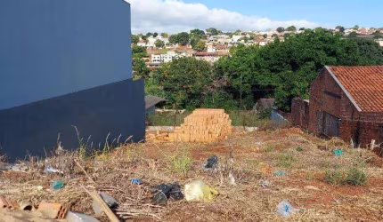 Terreno à venda, 360 m² por R$ 100.000,00 - Columbia - Londrina/PR