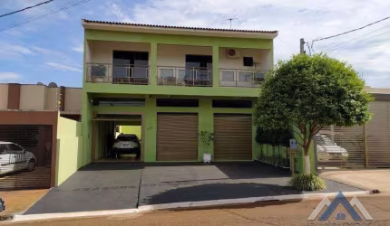 Sobrado à venda, 266 m² por R$ 950.000,00 - Loteamento Chamonix - Londrina/PR