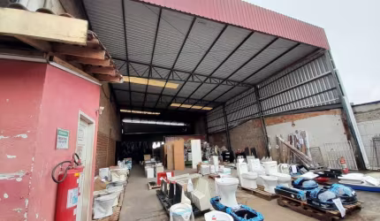 Barracão_Galpão para alugar, 300.00 m2 por R$5000.00  - Nacoes - Fazenda Rio Grande/PR