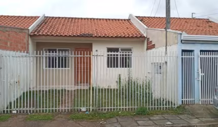 Casa Residencial com 2 quartos  para alugar, 40.00 m2 por R$850.00  - Estados - Fazenda Rio Grande/PR