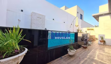 Vende-se linda casa térrea no Belvedere com 03 suítes completa de planejados