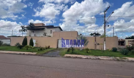 Casa com 3 dormitórios à venda, 371 m² por R$ 780.000,00 - Vila Ipase - Várzea Grande/MT
