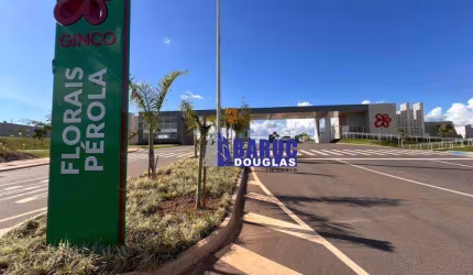 Vende-se ótimo terreno Florais Pérola, com 180m2, analisa pegar carro como parte de pagamento.