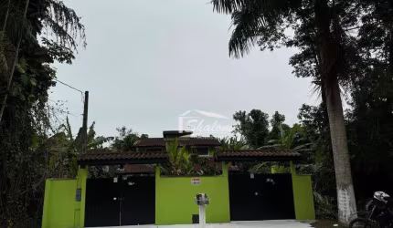 VENDE-SE | CASA EM CONDOMÍNIO | MASSAGUA~U
