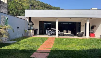 VENDE-SE | CASA | CENTRO