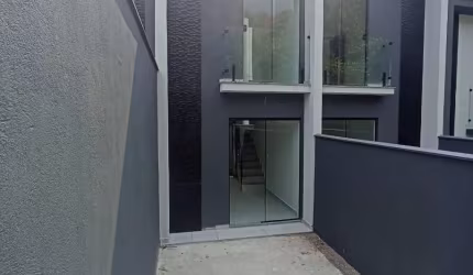 Linda Casa duplex com 2 quartos em Campo Grande - 230 mil
