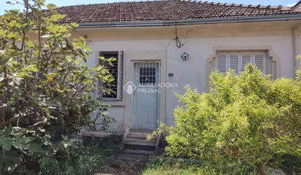 Casa com 6 quartos à venda na Avenida São Borja, 416, Nonoai, Porto Alegre, 538 m2 por R$ 820.000
