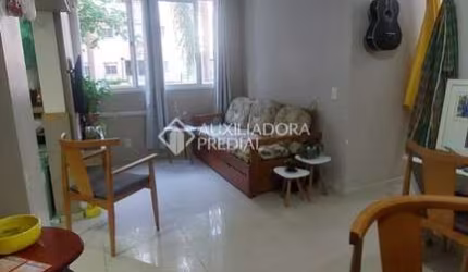 Apartamento com 3 quartos à venda na Rua Coronel Massot, 1229, Cristal, Porto Alegre, 61 m2 por R$ 289.900