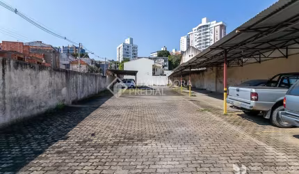 Terreno em condomínio fechado à venda na Avenida Mariland, 18, São João, Porto Alegre, 850 m2 por R$ 1.800.000