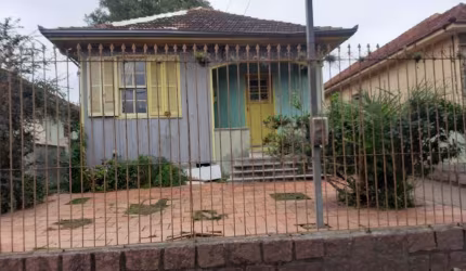 Casa com 3 quartos à venda na Rua Vidal de Negreiros, 71, Vila São José, Porto Alegre, 91 m2 por R$ 450.000