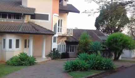 Casa aconchegante,  com 5 dormitórios, no Condomínio Marambaia em VinhedoQSP