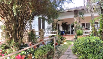 Casa a venda no Condomínio Vale da Santa Fé em Vinhedo/SP.