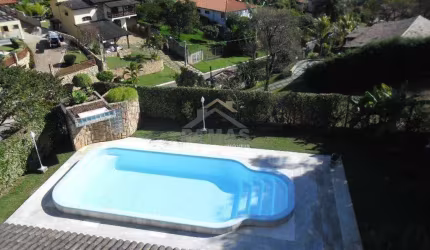 Casa a venda em condominio fechado com lazer e seguranca, 512m2 03 suites, Vinhedo, interior de SP