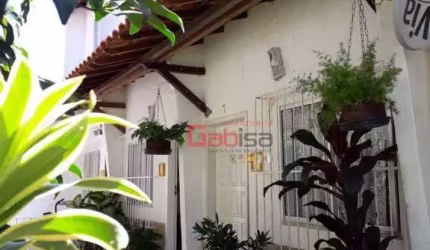 Casa com 2 dormitórios à venda, 65 m² por R$ 300.000,00 - Portinho - Cabo Frio/RJ
