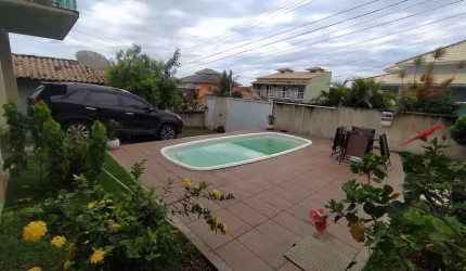 Casa com 3 dormitórios à venda, 204 m² por R$ 695.000,00 - Guriri - Cabo Frio/RJ