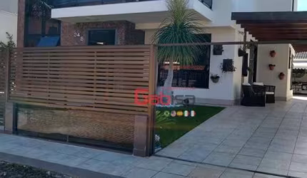 Casa com 3 dormitórios à venda, 250 m² por R$ 2.380.000,00 - Praia do Siqueira - Cabo Frio/RJ