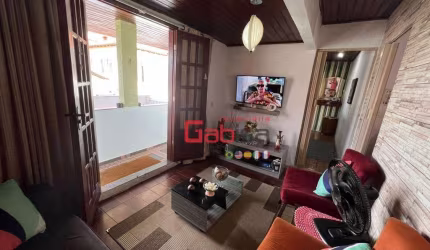 Casa com 2 dormitórios à venda, 107 m² por R$ 390.000 - Jardim Caiçara - Cabo Frio/RJ
