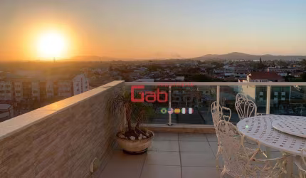 Cobertura com 3 dormitórios à venda, 130 m² por R$ 780.000,00 - Braga - Cabo Frio/RJ