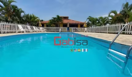 Otima casa duplex em excelente condomínio