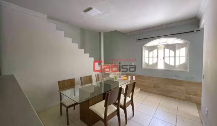 Casa com 4 dormitórios à venda, 476 m² por R$ 950.000 - Rasa - Cabo Frio/Rio de Janeiro