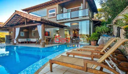 Casa com 6 dormitórios à venda, 580 m² por R$ 6.900.000,00 - Ferradura - Armação dos Búzios/RJ
