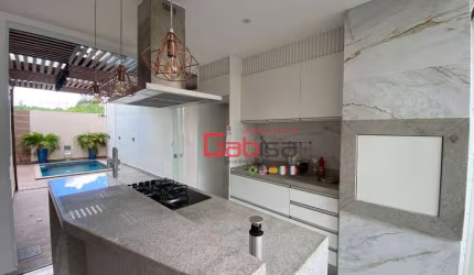 Casa com 3 Quartos à venda, 400 metros da beira mar, 98 m² por R$ 530.000 - Rasa - Armação dos Búzios/RJ
