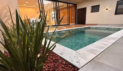 Casa em Condomínio de Alto Padrão