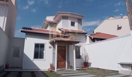 Casa à Venda no Condomínio Villaggio di Itaici