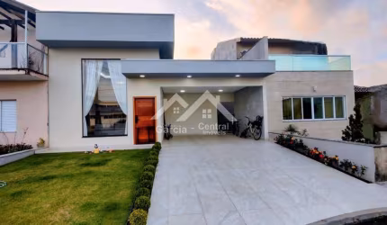 Casa em condomínio em Peruíbe
