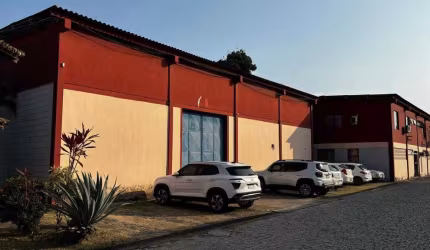 Pavilhão/Galpão à venda no bairro BURAQUINHO - Lauro de Freitas/BA