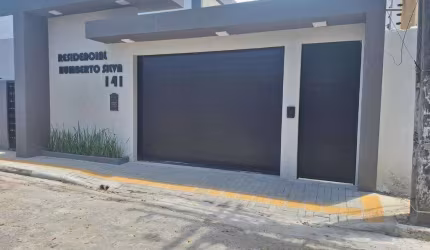 Casa à venda no bairro Jardim Aeroporto - Lauro de Freitas/BA