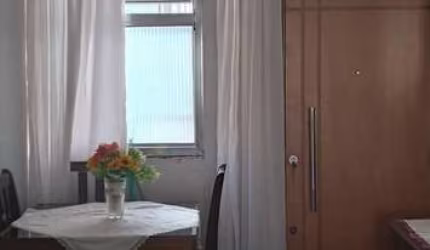 Apartamento Grande na Rua Davi Banderali