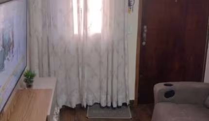Apartamento Médio Reformado na Cohab 1
