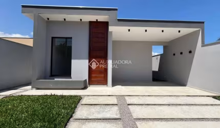 Casa em condomínio fechado com 2 quartos à venda na Rua Tetsuo Watanabe, 20, Jardim do Sol, Caraguatatuba, 116 m2 por R$ 800.000