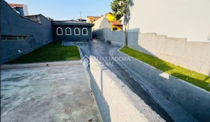 Casa com 3 quartos para alugar na Rua Brasílio Machado, 320, Vila Príncipe de Gales, Santo André, 185 m2 por R$ 4.800