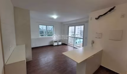 Apartamento com 1 quarto para alugar na Avenida Portugal, 1278, Brooklin Paulista, São Paulo, 32 m2 por R$ 3.100