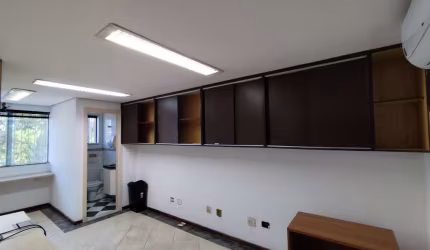 Sala comercial para alugar na Rua Joaquim Antunes, 246, Pinheiros, São Paulo, 18 m2 por R$ 3.500