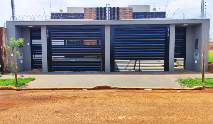Casa nova e com suíte - Uma graça!