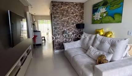 Casa com 2 quartos à venda na Avenida Red Park, 401, São João do Rio Vermelho, Florianópolis, 103 m2 por R$ 600.000