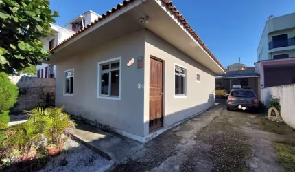 Casa com 3 quartos à venda na Rua Manoel Marques Júnior, 852, Serraria, São José, 210 m2 por R$ 760.000