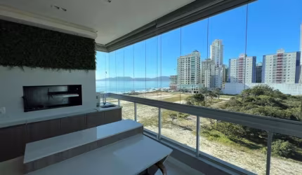 Apartamento com 4 quartos à venda na Rua 306, 175, Meia Praia, Itapema, 175 m2 por R$ 2.890.000