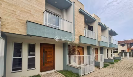 Casa em condomínio fechado com 2 quartos à venda na Servidão dos Lírios, 149, Ingleses do Rio Vermelho, Florianópolis, 69 m2 por R$ 449.000
