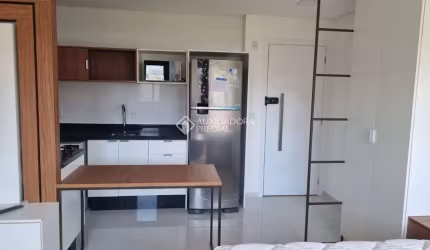 Apartamento com 1 quarto à venda na Rua Maria Bazilicia Brito, 204, Ingleses do Rio Vermelho, Florianópolis, 31 m2 por R$ 450.000