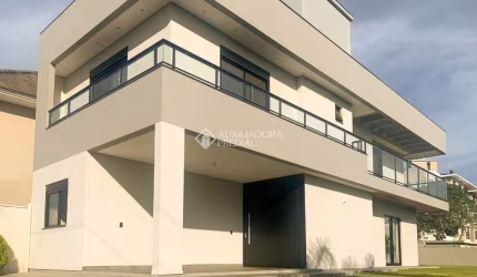 Casa com 3 quartos à venda na Rua do Marisco, 90, Ingleses do Rio Vermelho, Florianópolis, 550 m2 por R$ 2.350.000