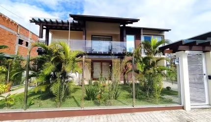 Casa com 3 quartos à venda na Hans Dieter Schimidt, 233, Vila Nova, Imbituba, 219 m2 por R$ 1.500.000