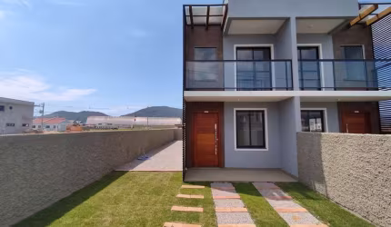 Casa com 2 quartos à venda na João Silvério De Araújo, 90, Povoado de Nova Brasília, Imbituba, 83 m2 por R$ 399.000