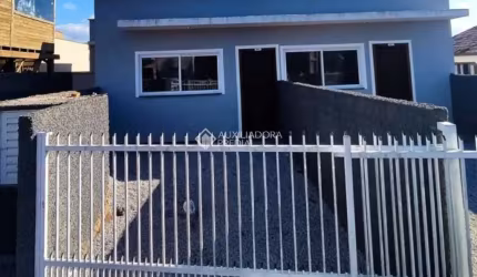 Casa com 2 quartos à venda na Novo Horizonte, 01, Mirim, Imbituba, 55 m2 por R$ 279.000